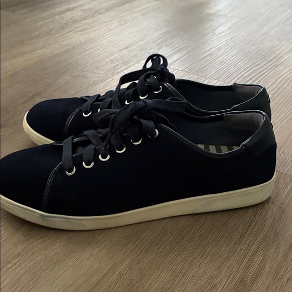 Vionic Brinley Navy Casual Sneakers - Picture 3 of 8